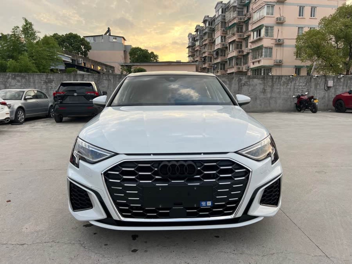 奧迪 奧迪A3  2023款 A3L Limousine 35 TFSI 進取致雅型圖片