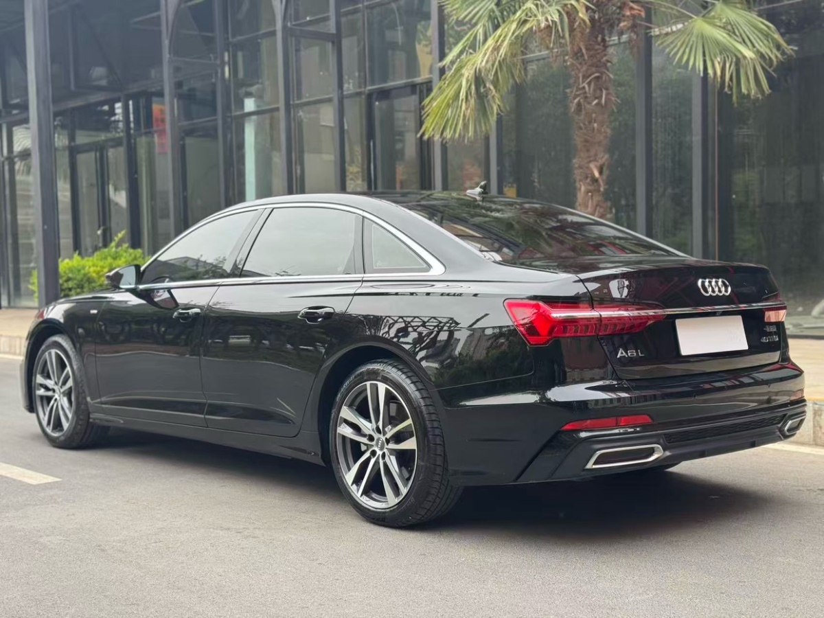 奧迪 奧迪A6L  2020款 40 TFSI 豪華動感型圖片