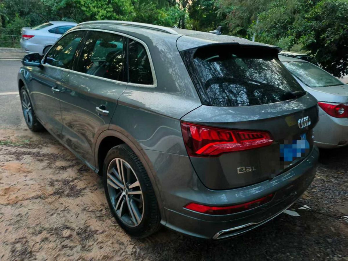 奧迪 Sport 奧迪RS Q8  2021款 RS Q8 4.0T圖片