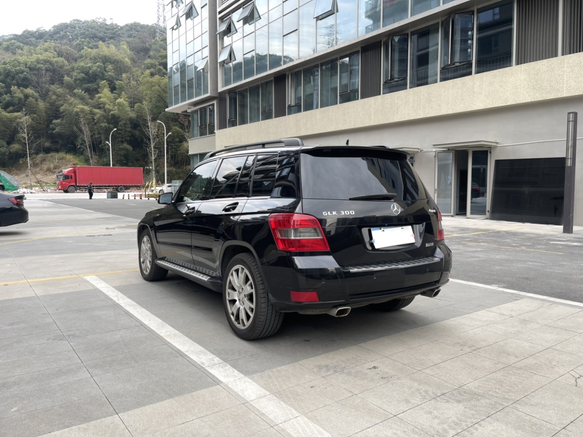 奔馳 奔馳GLK級  2012款 GLK 300 4MATIC 豪華型圖片