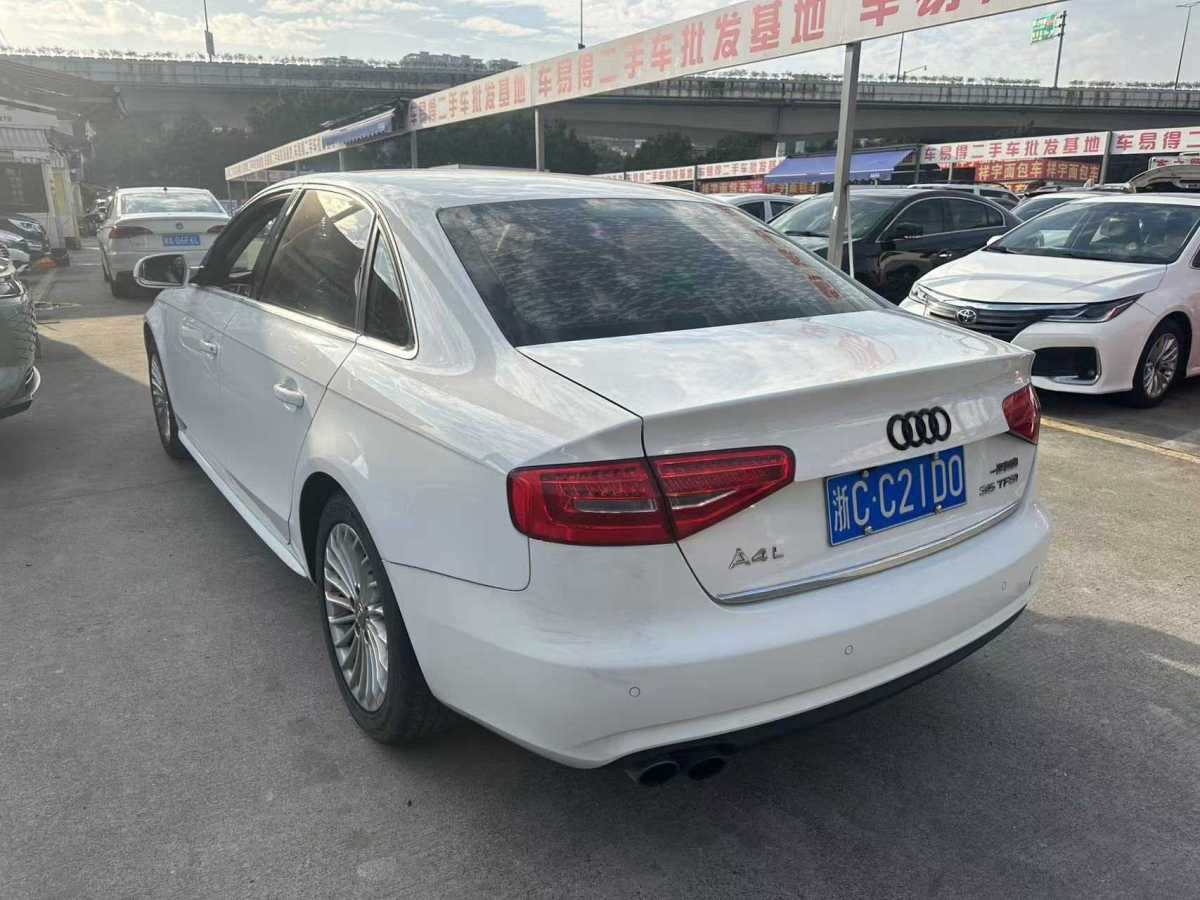 奧迪 奧迪A4L  2015款 35 TFSI 自動舒適型圖片