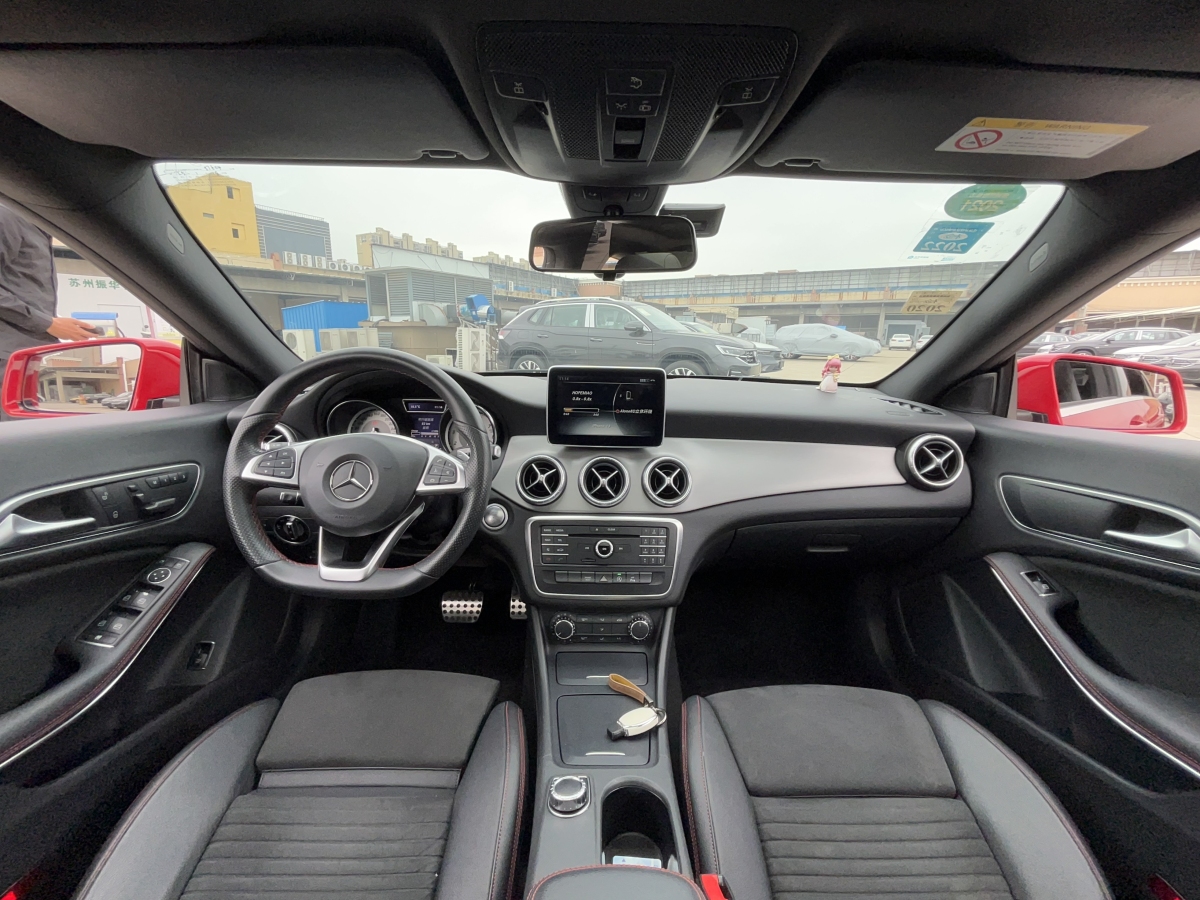 奔驰 奔驰CLA级  2016款 改款 CLA 220 4MATIC图片