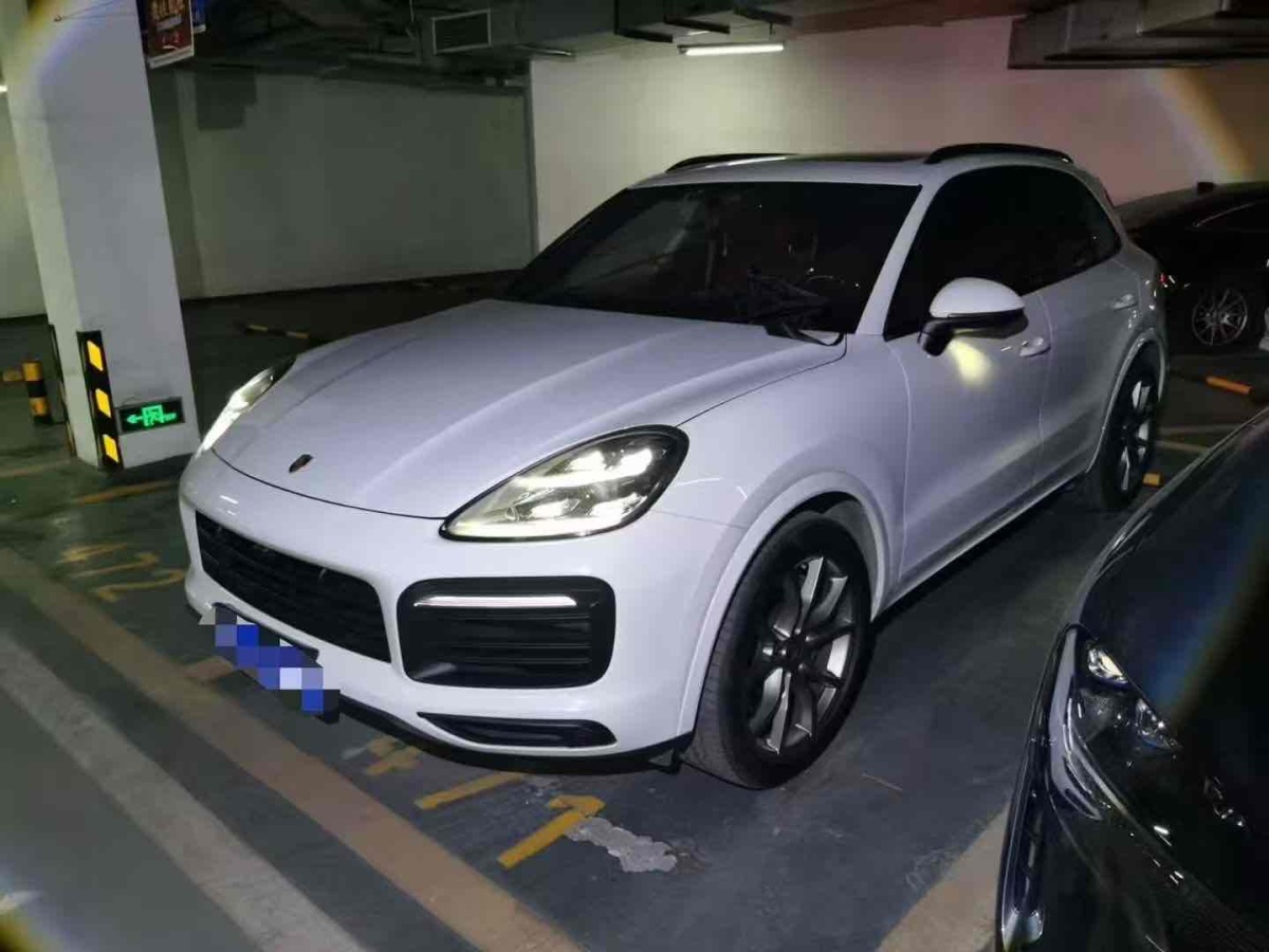 2023年8月保時(shí)捷 Cayenne  2023款 Cayenne S 2.9T 鉑金版