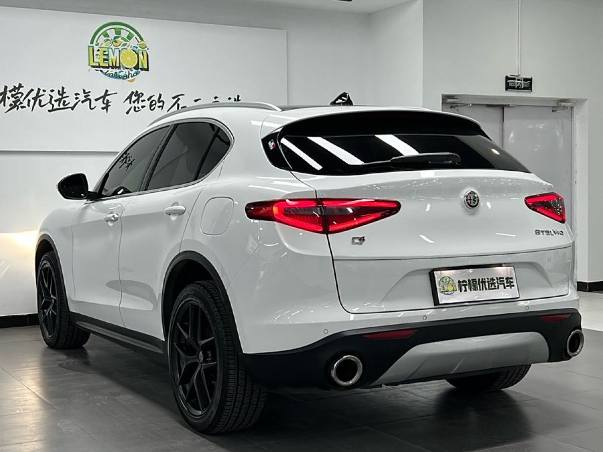 阿爾法·羅密歐 Stelvio  2021款 2.0T 280HP 豪華版圖片