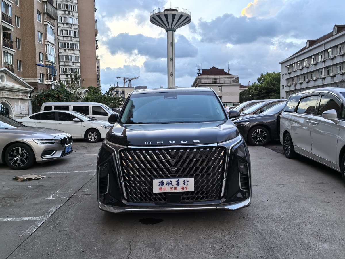 2022年5月上汽大通 上汽大通MAXUS G90  2022款 2.0T 星際旗艦版