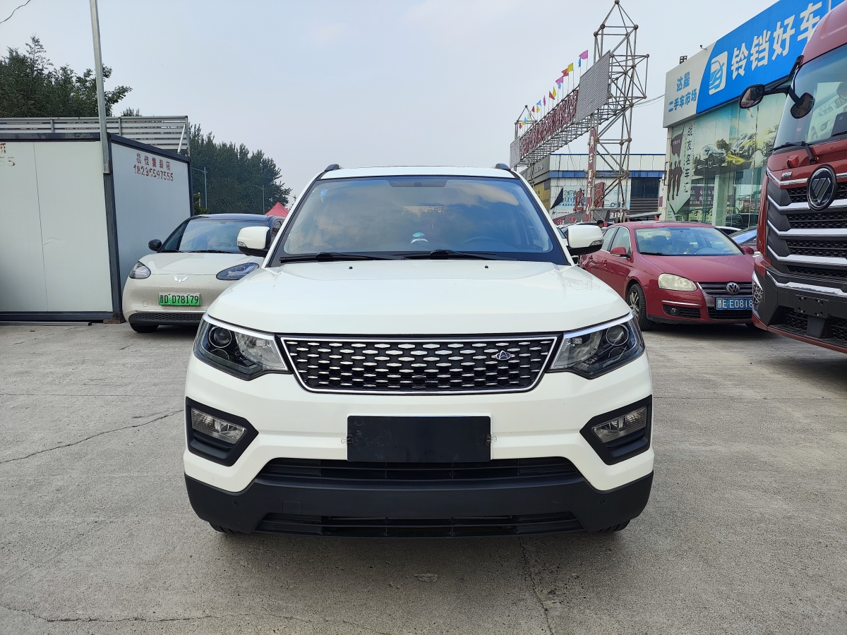 長(zhǎng)安歐尚 CX70  2017款 CX70T 1.5T 手動(dòng)豪擎版圖片