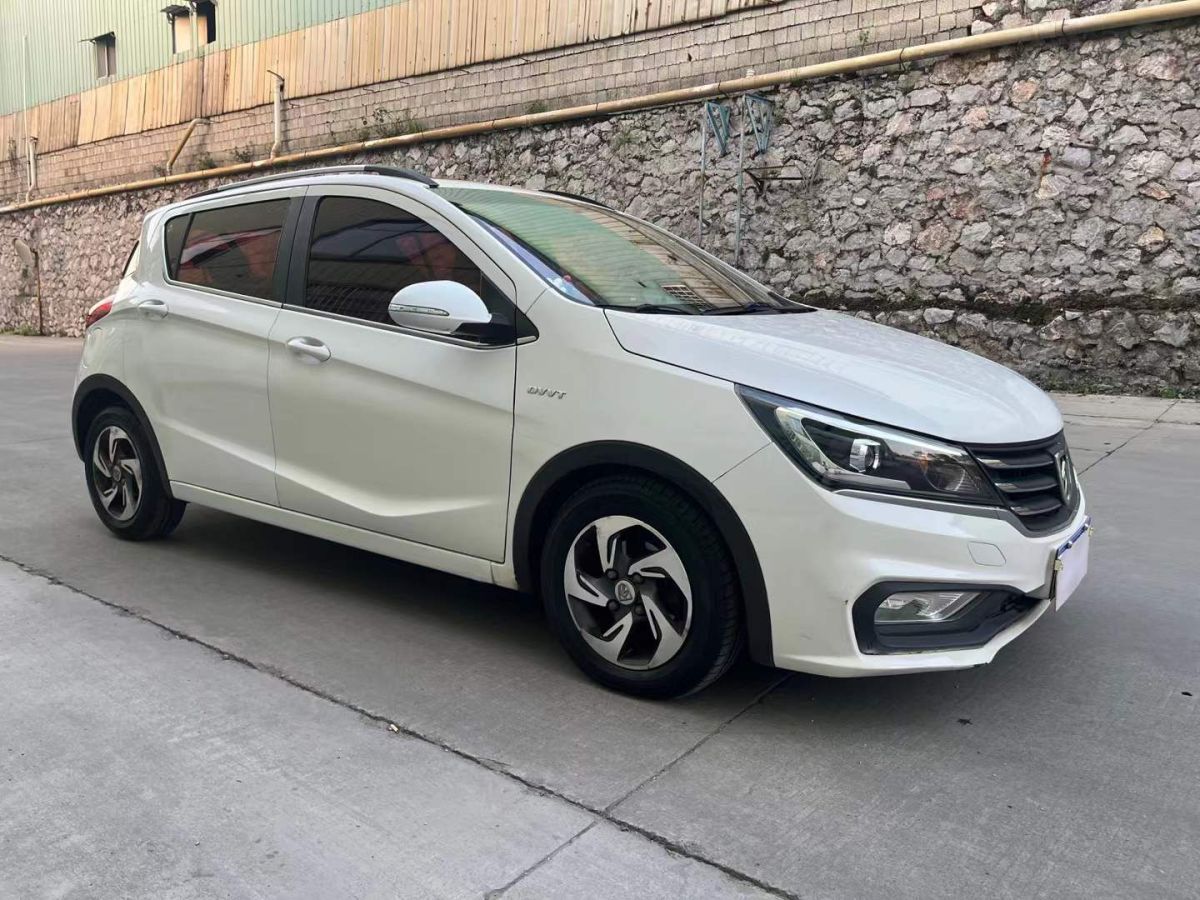 寶駿 310W  2018款 1.5L 自動豪華型圖片