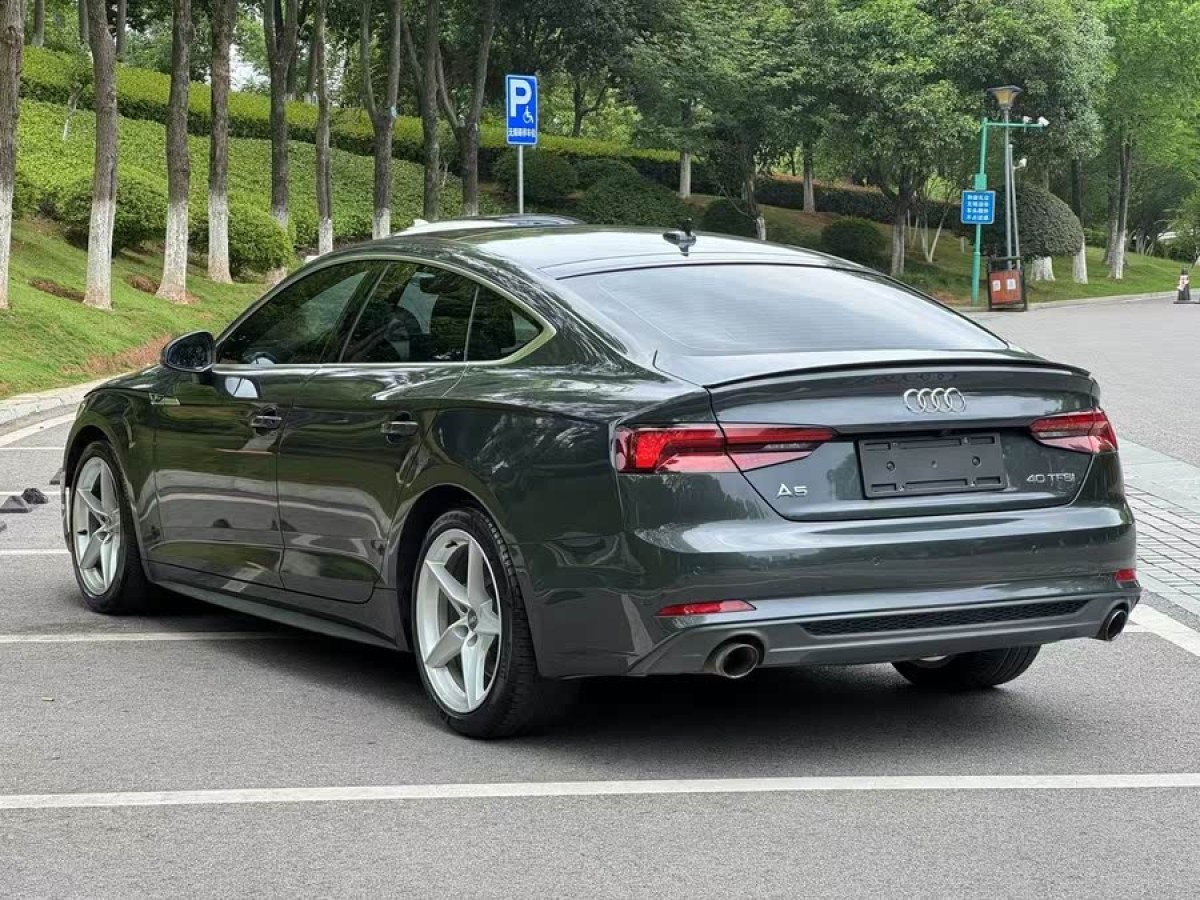奧迪 奧迪A5  2019款 Sportback 40 TFSI 時(shí)尚型圖片