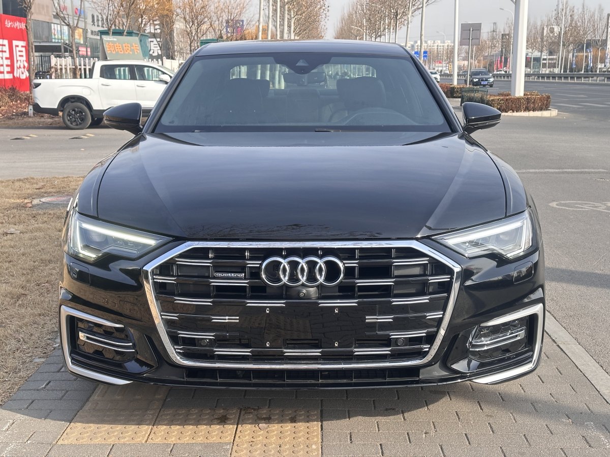 奧迪 奧迪A6L  2019款 45 TFSI quattro 臻選動(dòng)感型圖片