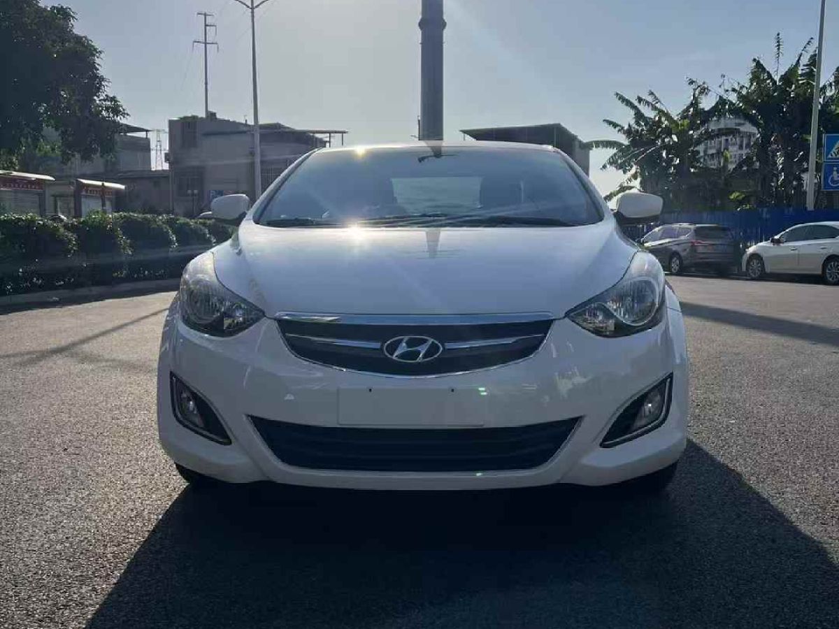 現(xiàn)代 朗動  2016款 1.6L 手動時尚型圖片