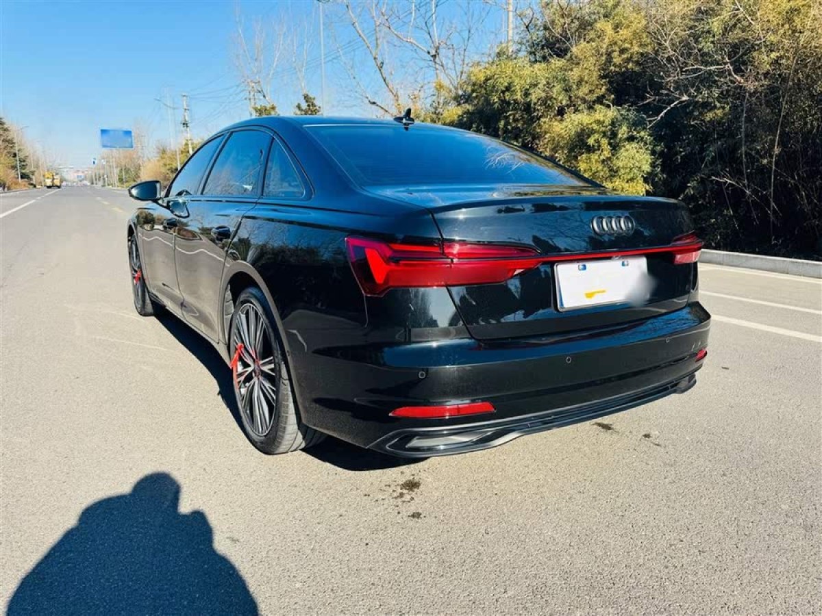 奧迪 奧迪A6L  2023款 改款 45 TFSI quattro 臻選致雅型圖片