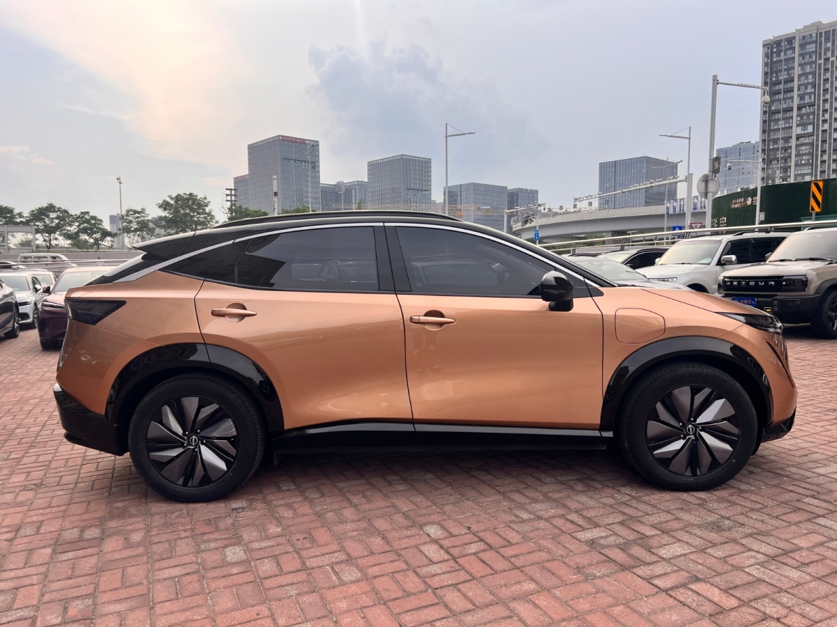 日產(chǎn) Ariya艾睿雅  2022款 兩驅(qū)長續(xù)航頂配版圖片