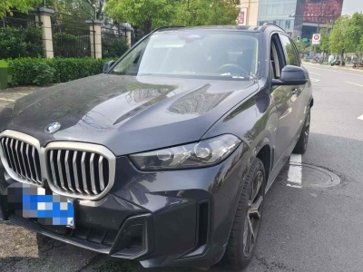 宝马 宝马X5 xDrive 30Li 尊享型M运动曜夜套装图片