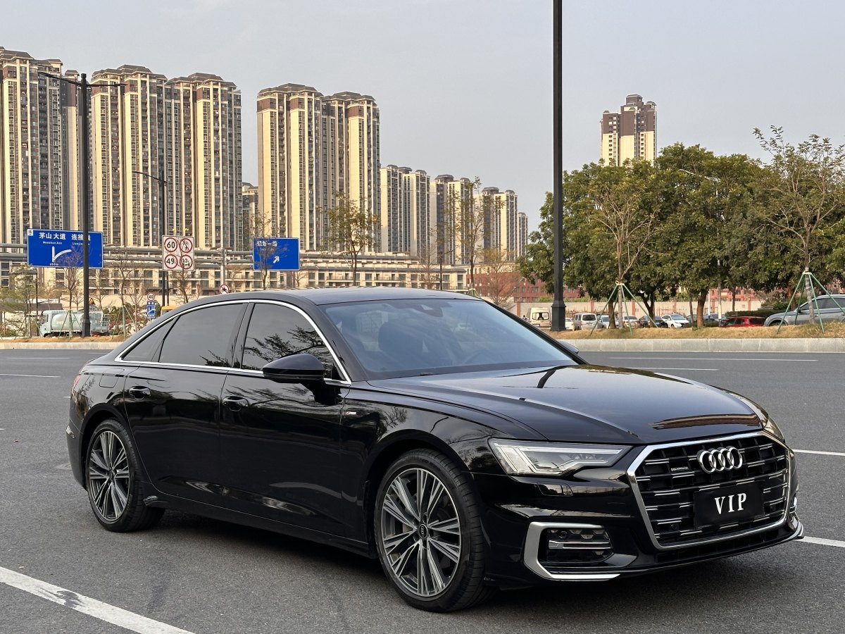 奧迪 奧迪A6L  2023款 改款 45 TFSI 臻選動感型圖片