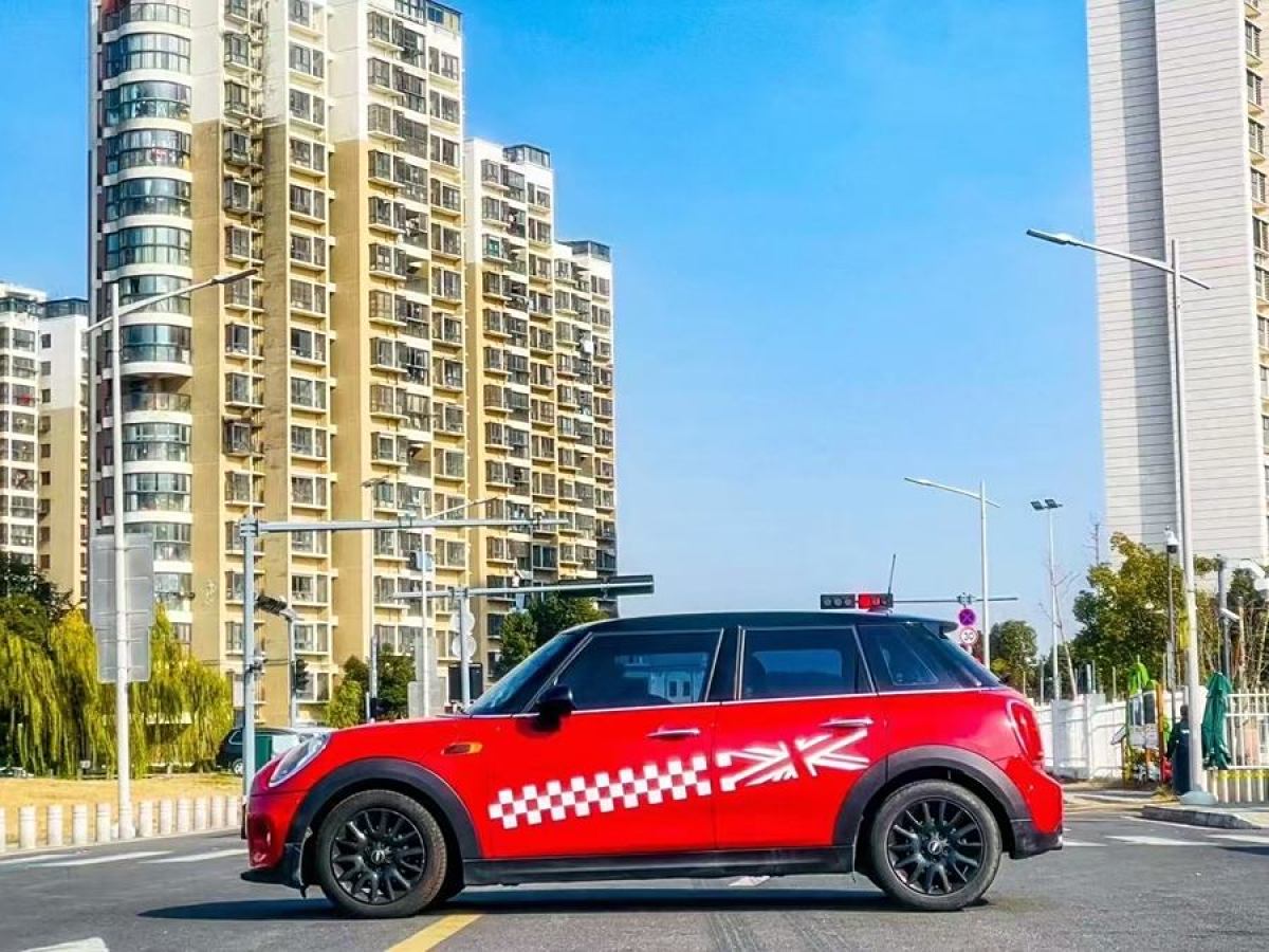 MINI MINI  2015款 1.5T COOPER Fun 五門版圖片