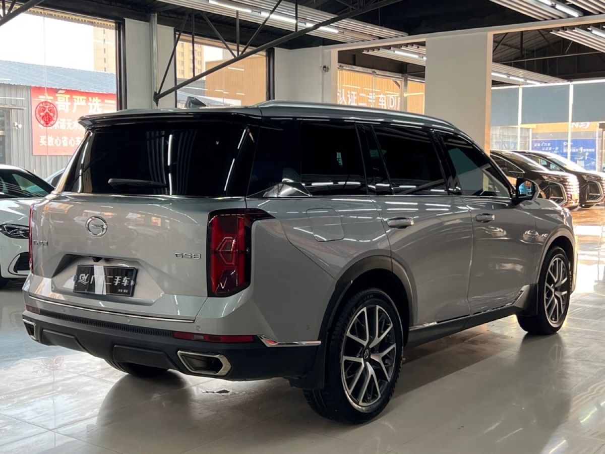 廣汽傳祺 GS8  2022款 領(lǐng)航系列 2.0TGDI 兩驅(qū)尊貴版（七座）圖片