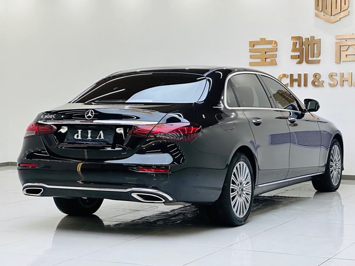 奔馳 奔馳E級(jí)  2021款 改款 E 300 L 豪華型圖片