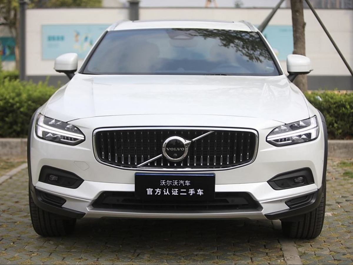 沃爾沃 V90  2024款 Cross Country B5 AWD 智尊版圖片