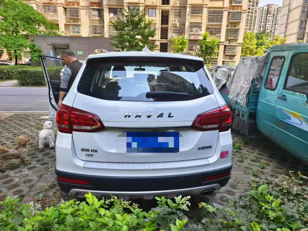 哈弗 H6  2017款 紅標H6 COUPE 1.5T 手動兩驅(qū)圖片
