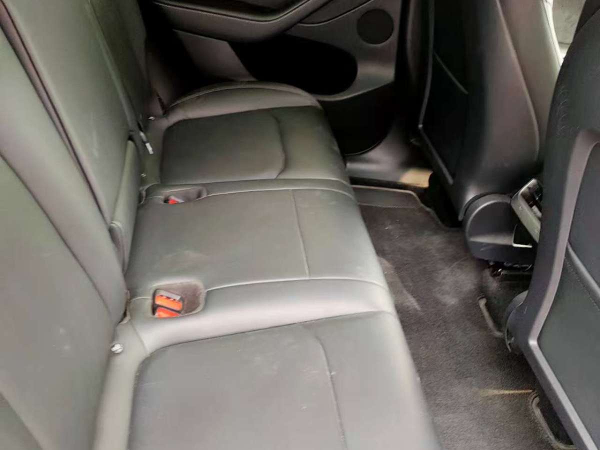 特斯拉 Model Y  2021款 改款 長續(xù)航全輪驅(qū)動版圖片
