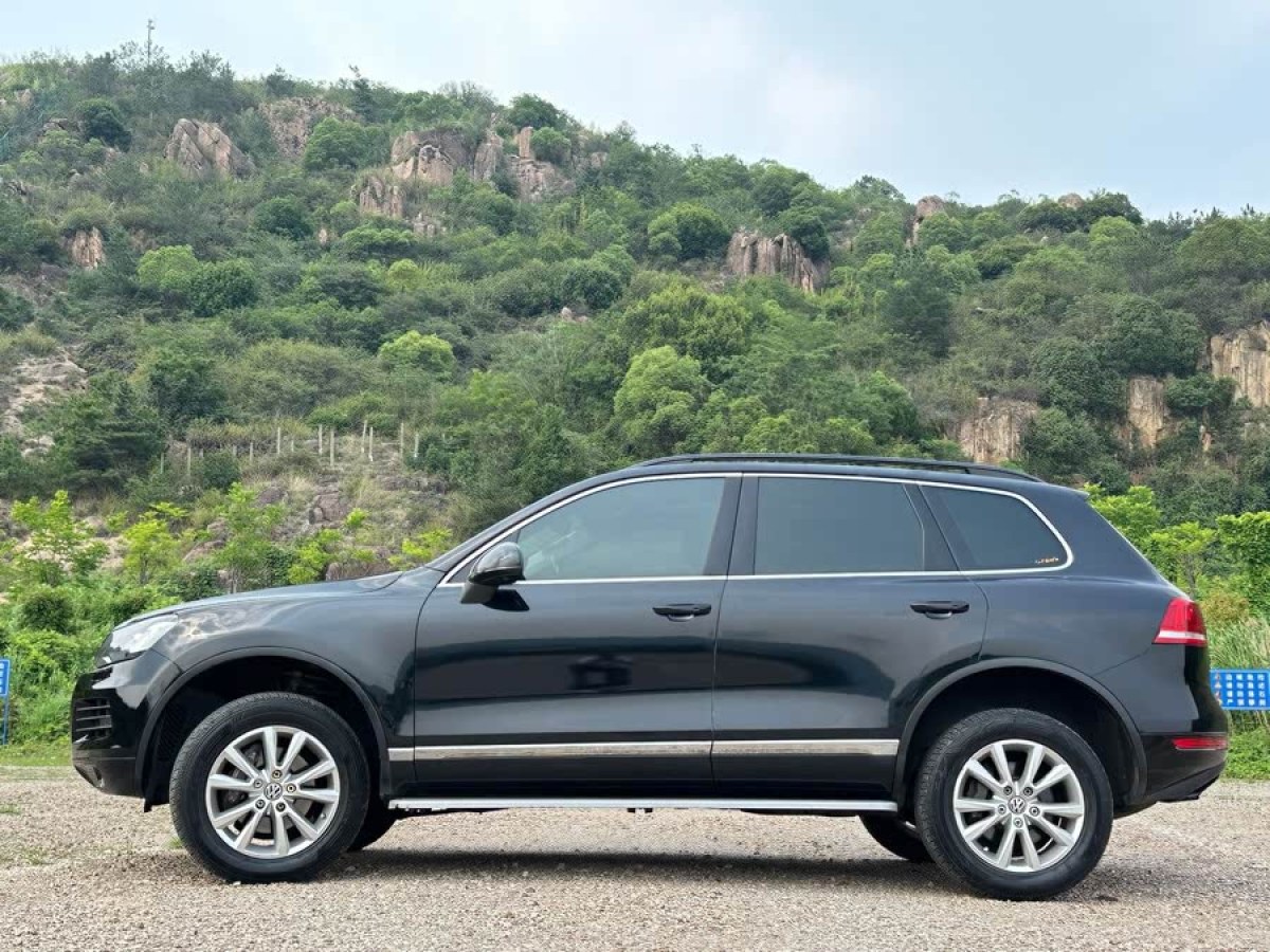 大眾 途銳  2011款 3.0TDI 柴油豪華型圖片