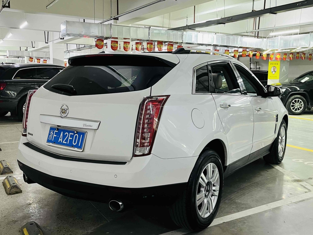 2011年1月凱迪拉克 SRX  2011款 3.0L 豪華型