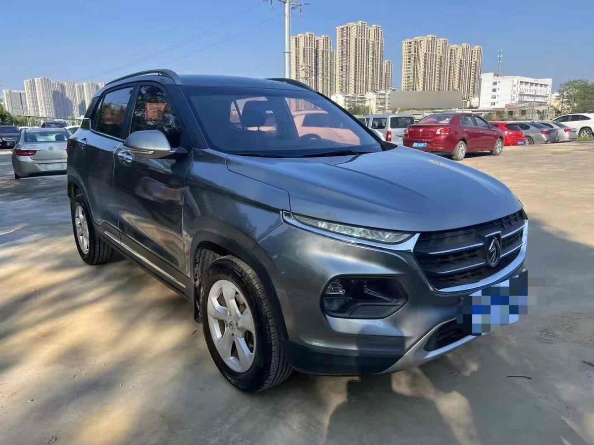 寶駿 510  2017款 1.5L 手動(dòng)舒適型圖片