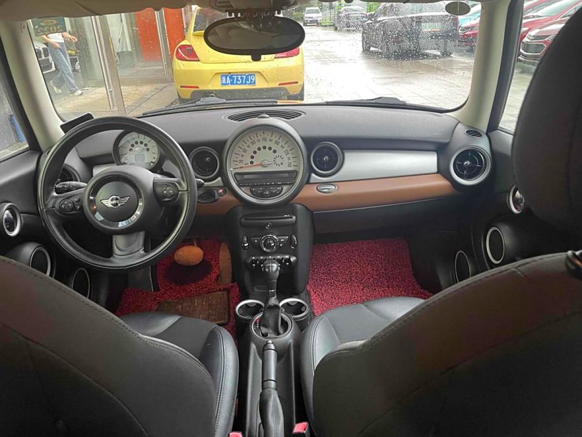 MINI COUNTRYMAN  2011款 1.6L COOPER Fun图片