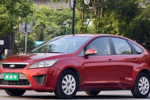 ?？怂?福特 兩廂經(jīng)典 1.8L 自動基本型