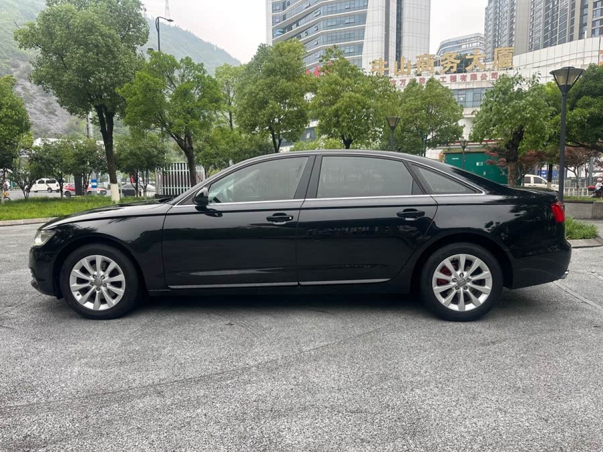 奧迪 奧迪A6L  2014款 TFSI 標(biāo)準(zhǔn)型圖片