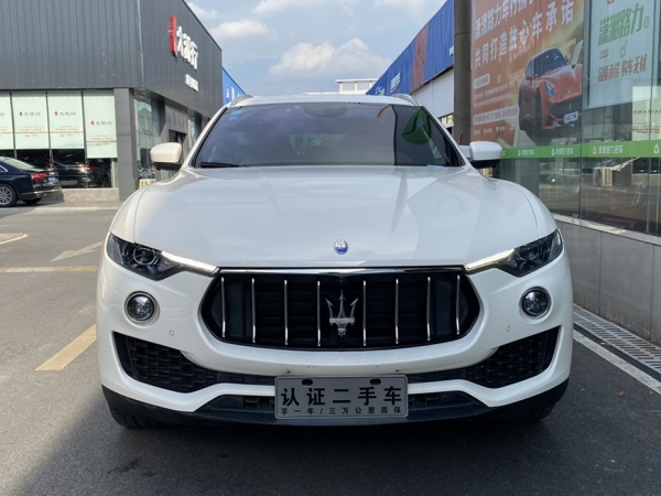 玛莎拉蒂 Levante  2016款 3.0T Levante