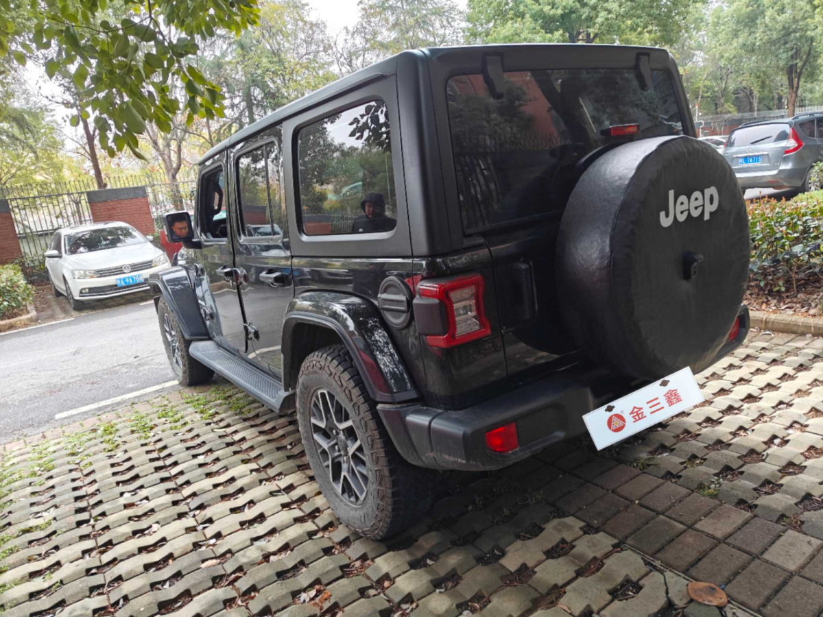 Jeep 牧馬人  2024款 2.0T 撒哈拉四門版圖片