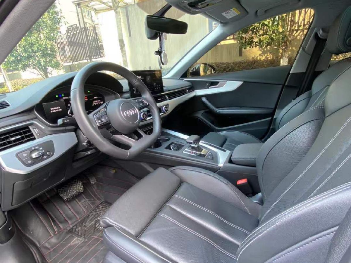 奧迪 奧迪A4L  2023款 40 TFSI 豪華動感型圖片