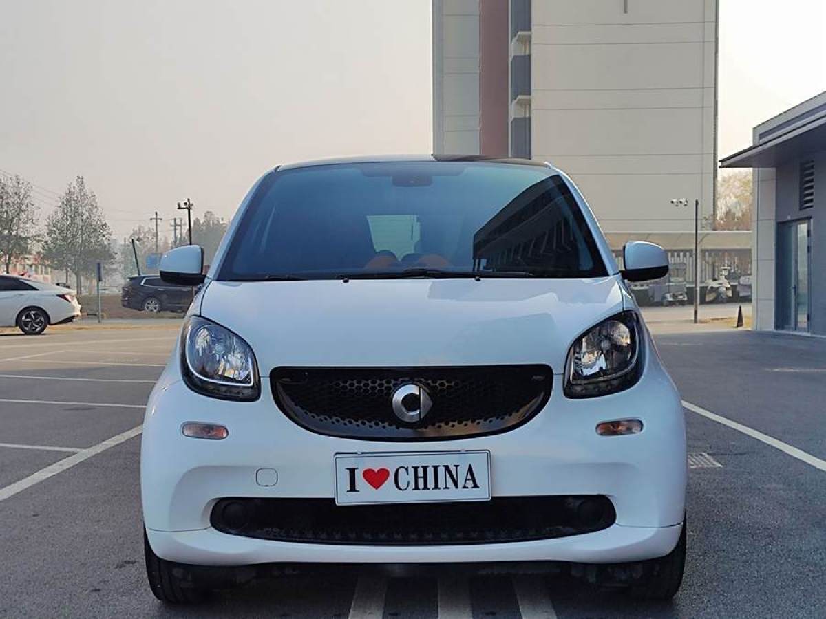 smart fortwo  2015款 1.0L 52千瓦硬頂激情版圖片