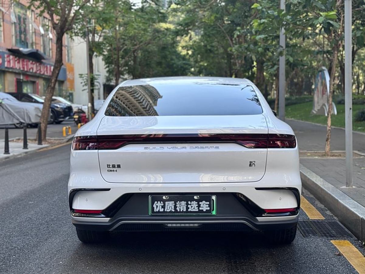 比亞迪 漢  2022款 DM-i 121KM 領(lǐng)航型圖片