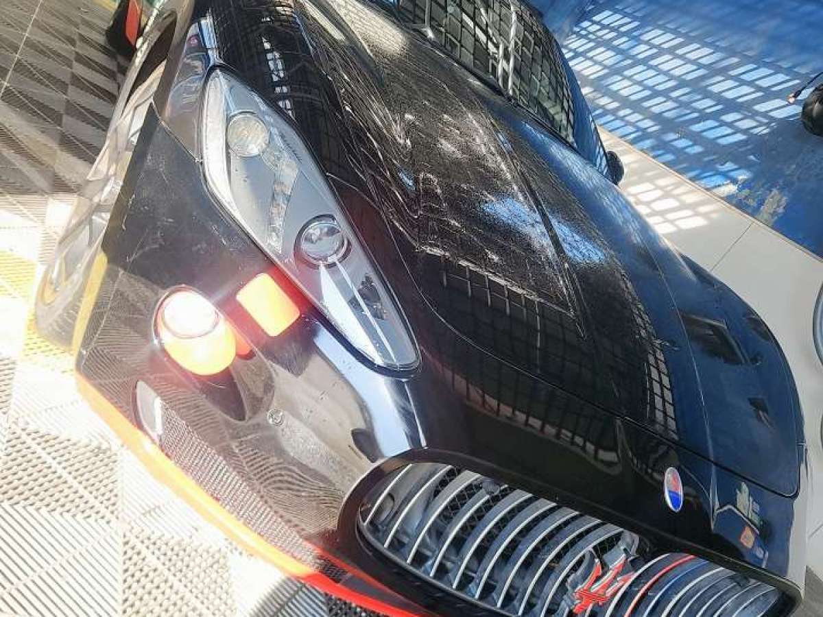 瑪莎拉蒂 GranTurismo  2007款 4.2L 標(biāo)準(zhǔn)版圖片
