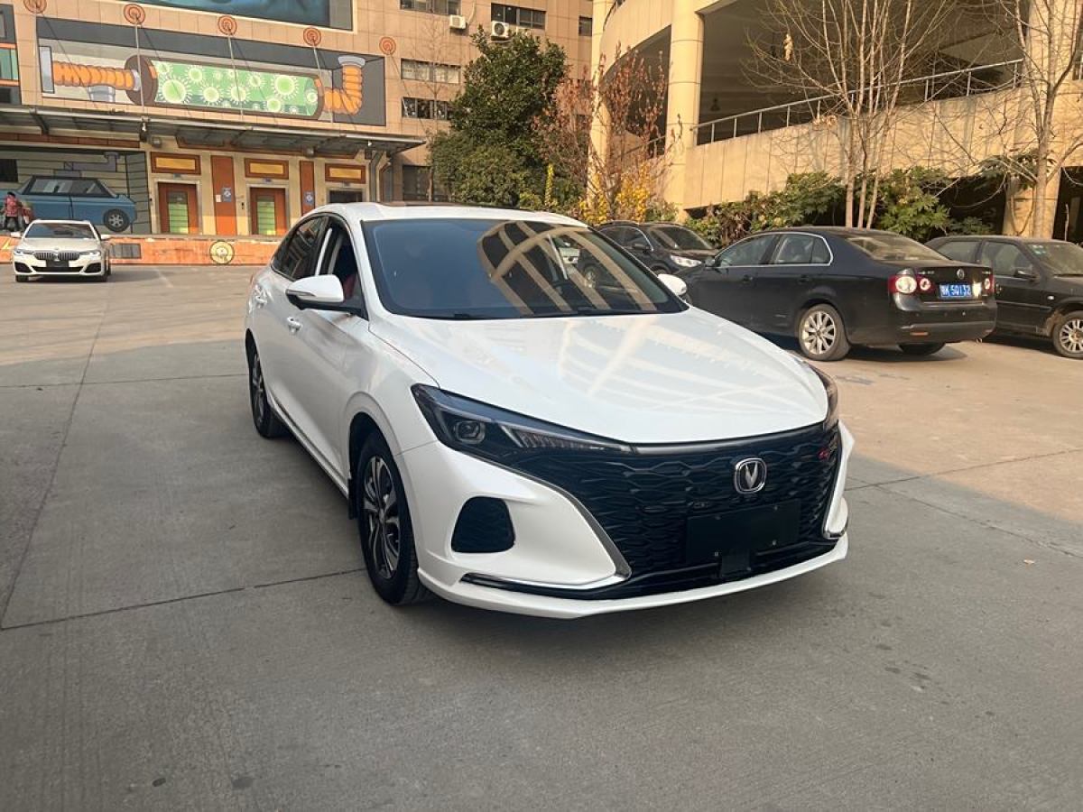 長(zhǎng)安 逸動(dòng)  2021款 PLUS 藍(lán)鯨NE 1.4T GDI DCT尊貴型圖片