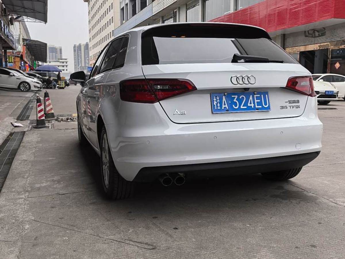 奧迪 奧迪A3  2016款 Sportback 35 TFSI 領(lǐng)英型圖片