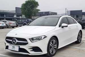 奔馳A級 奔馳  改款 A 180 L 運(yùn)動轎車