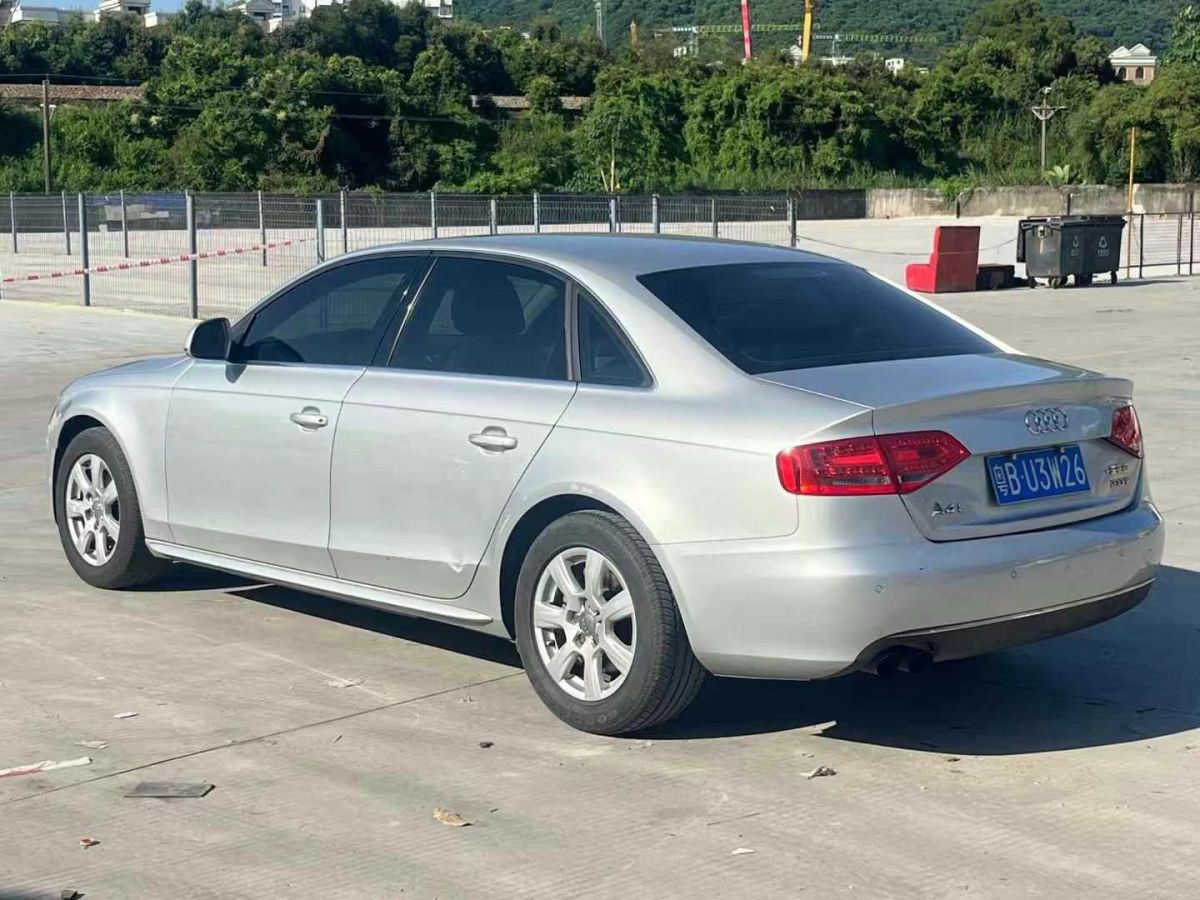 2012年8月奧迪 奧迪A4L  2012款 2.0 TFSI 自動技術(shù)型