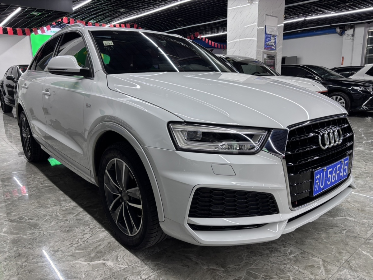 奧迪 奧迪Q3  2018款 30 TFSI 時(shí)尚型典藏版圖片