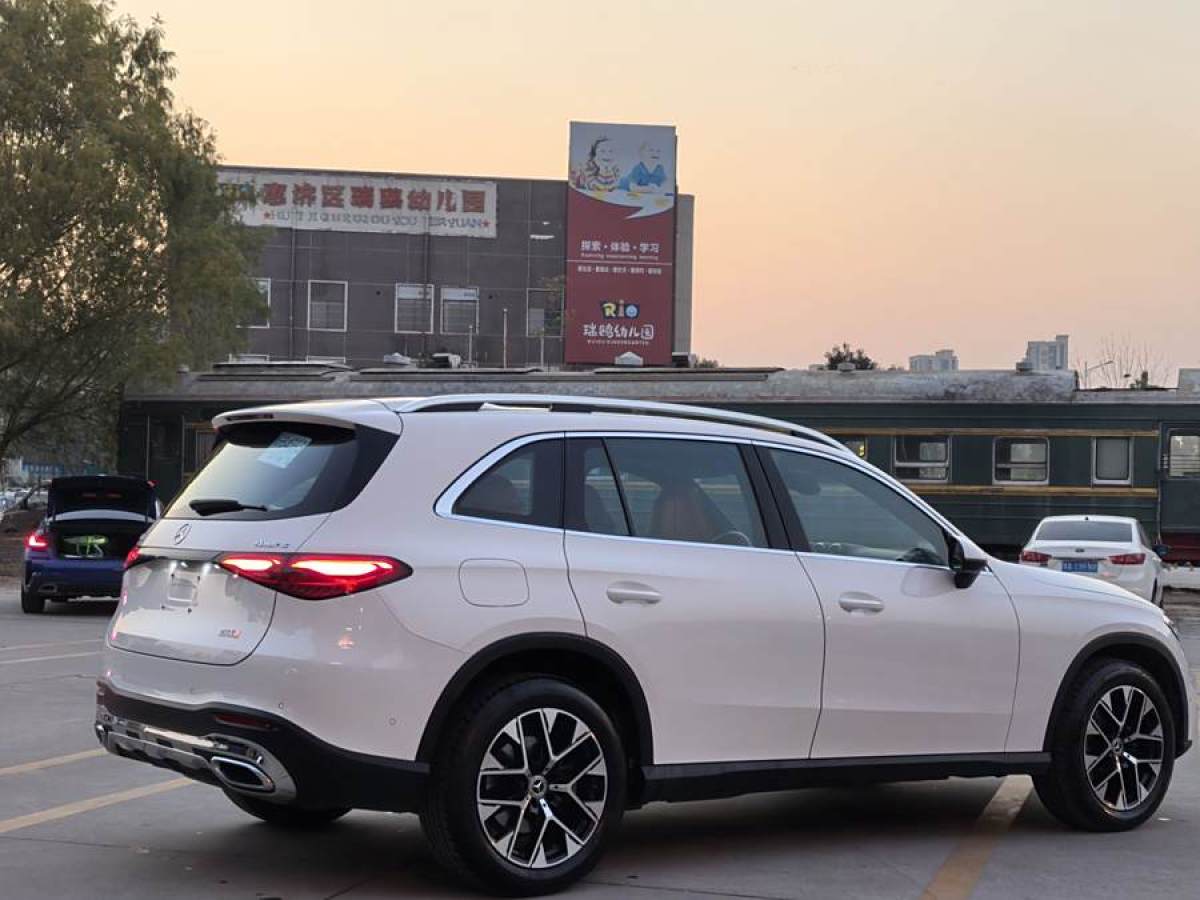 奔馳 奔馳GLC  2025款 GLC 260 L 4MATIC 動感型 5座圖片