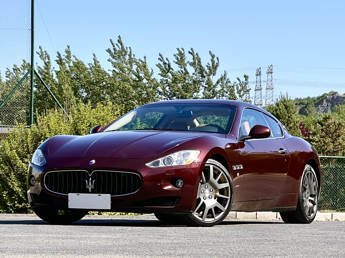 瑪莎拉蒂 GranTurismo  2015款 4.7L MC 百年紀念版圖片