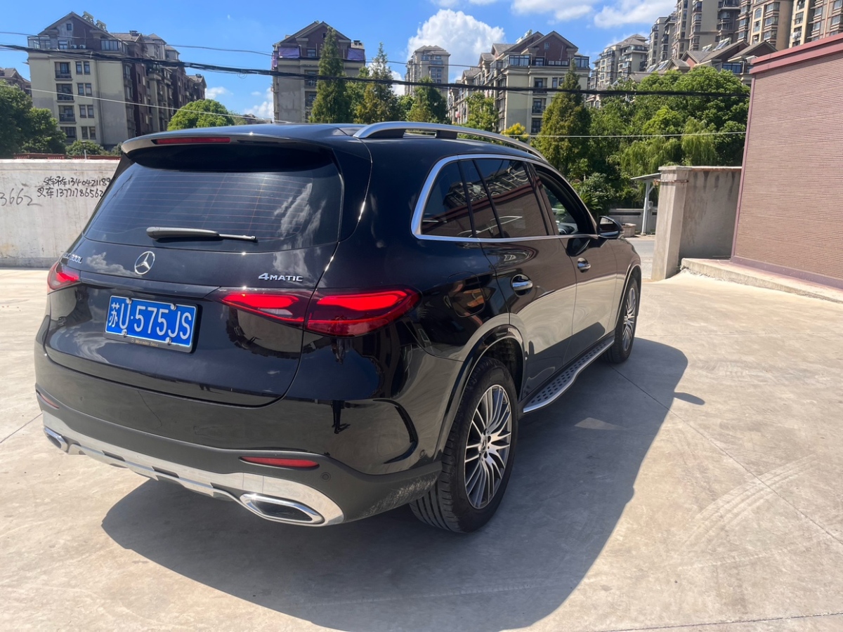 2024年5月奔驰 奔驰GLC  2023款 GLC 300 L 4MATIC 动感型 5座