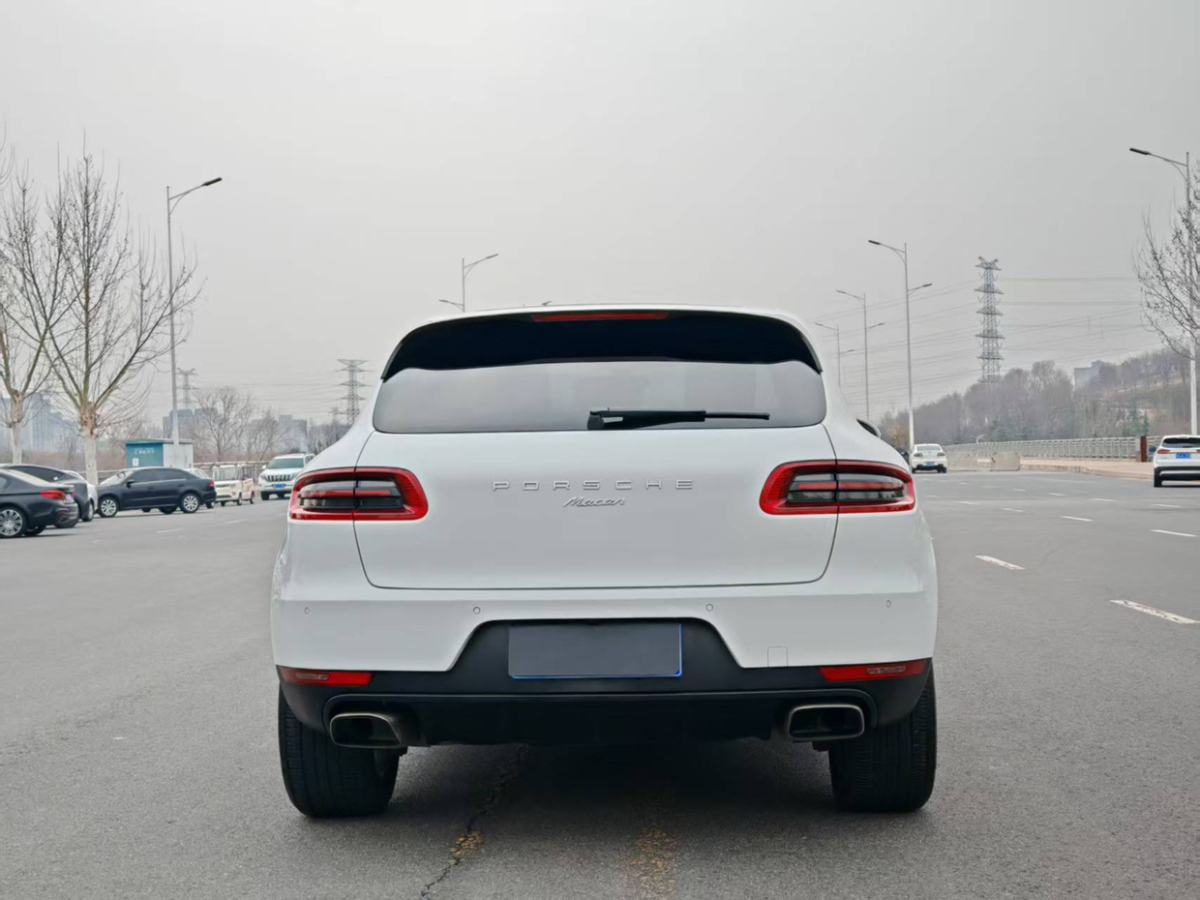 保時(shí)捷 Macan  2016款 Macan 2.0T圖片