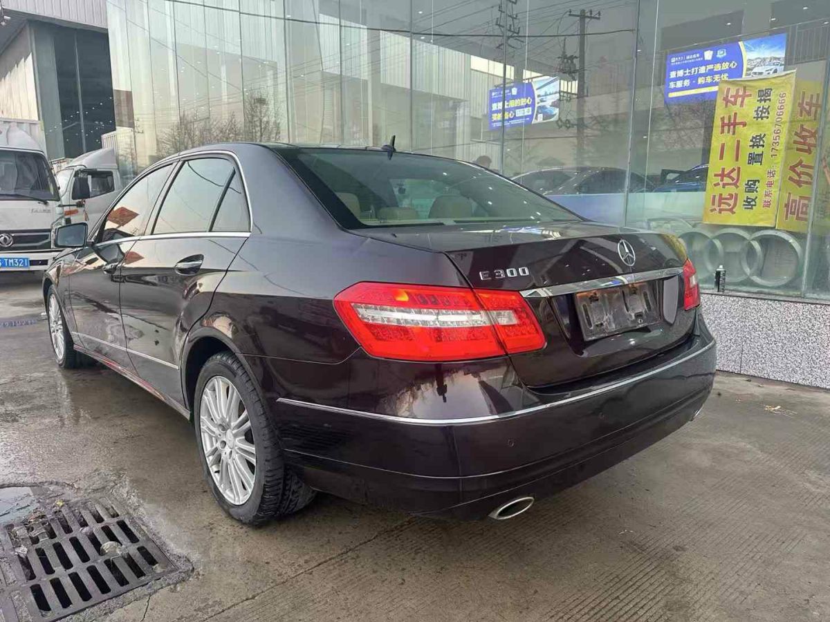 奔馳 奔馳E級  2010款 E 260 L CGI優(yōu)雅型圖片