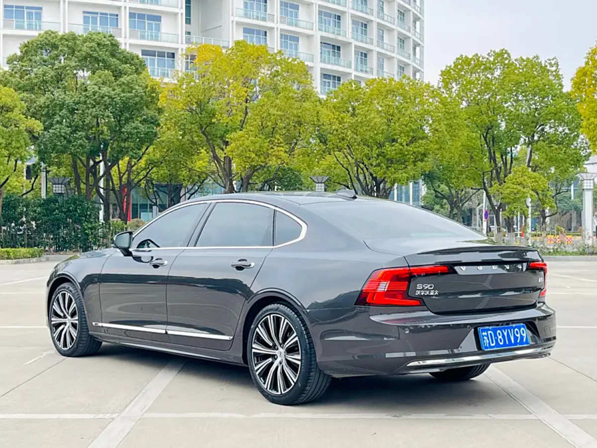 沃爾沃 S90  2022款 B5 智雅豪華版圖片