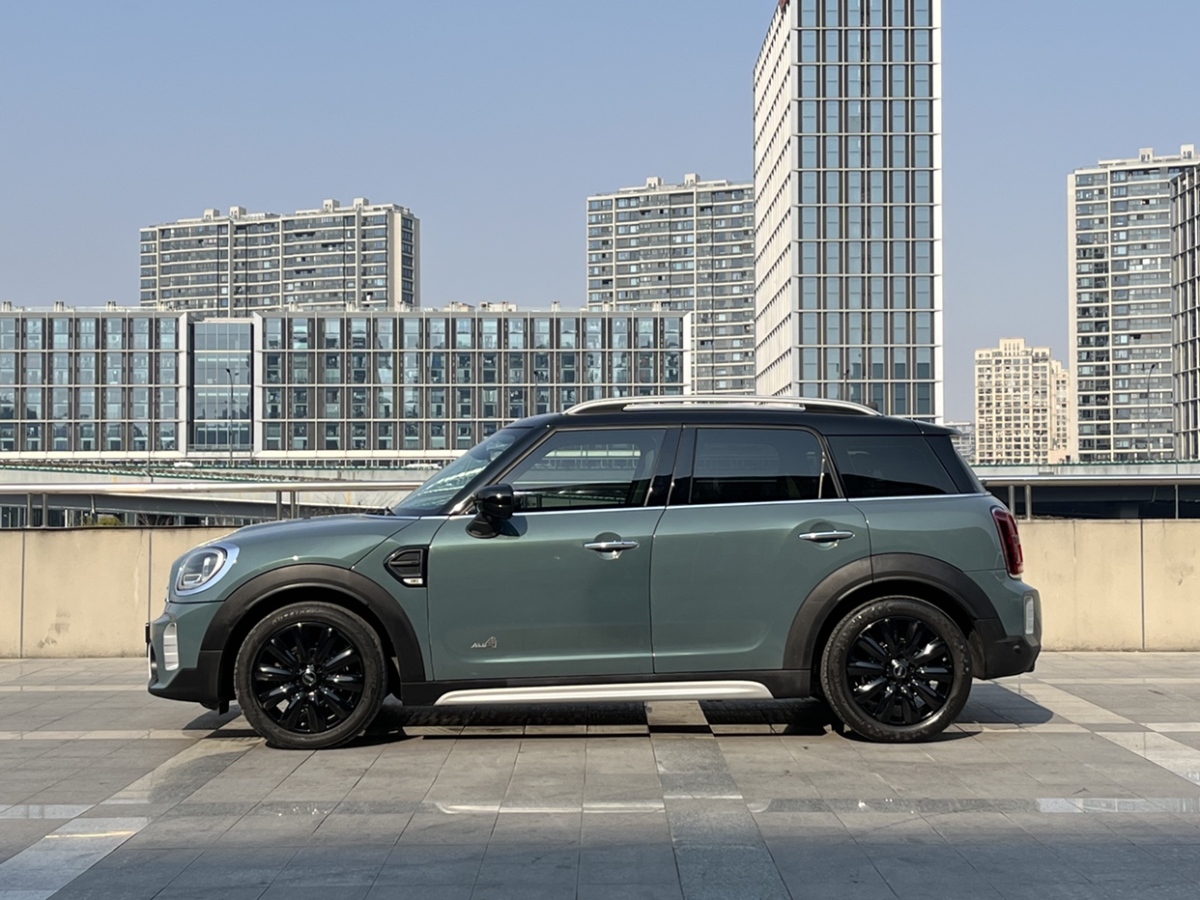 MINI COUNTRYMAN  2021款 1.5T COOPER ALL4 鑒賞家圖片