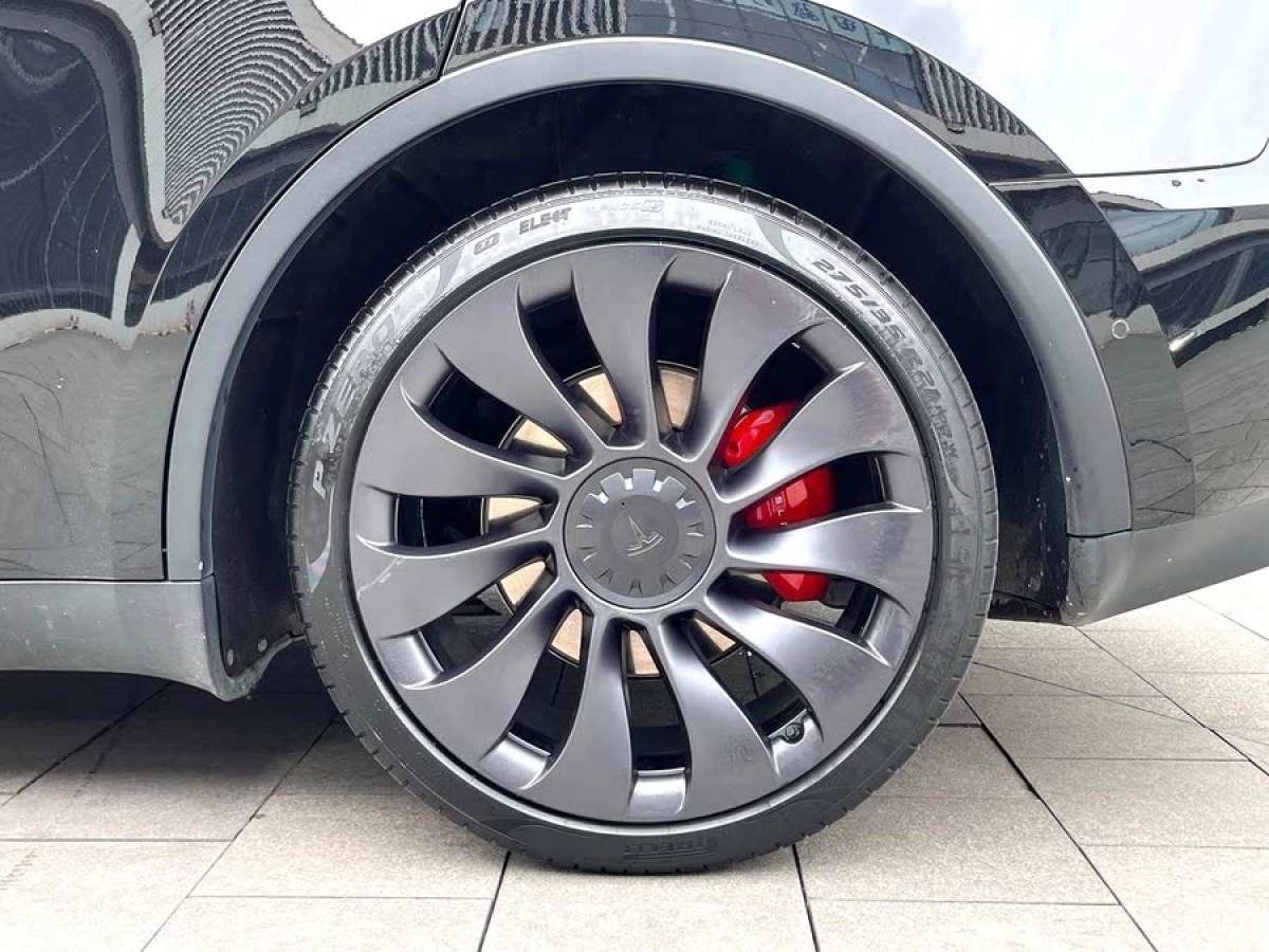 特斯拉 Model Y  2022款 改款 長(zhǎng)續(xù)航全輪驅(qū)動(dòng)版圖片