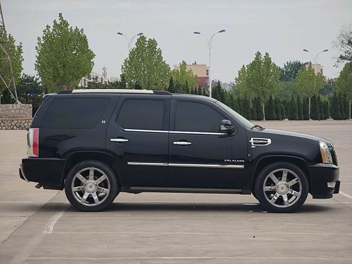 2011年1月凱迪拉克 凱雷德ESCALADE  2010款 6.0 Hybrid